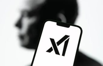 Elon Musk își vinde propria platformă X către startup-ul său de AI într-o tranzacție surpriză