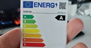 Noi reglementări UE: Etichete obligatorii pentru baterie, eficiență, reparabilitate