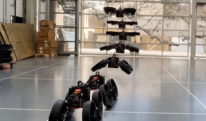 ATMO: robotul transformabil care combină zborul cu deplasarea terestră