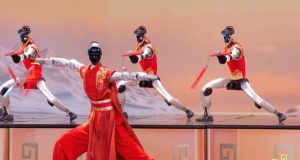 China își etalează roboții umanoizi la Gala Anului Nou: tehnologia devine spectacol național (VIDEO)