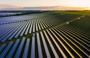 Regatul Unit aprobă cea mai mare fermă solară din țară – va alimenta 180.000 de locuințe