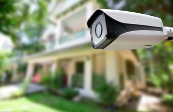 DVR sau NVR: ce sistem de înregistrare este potrivit pentru camerele tale de supraveghere?