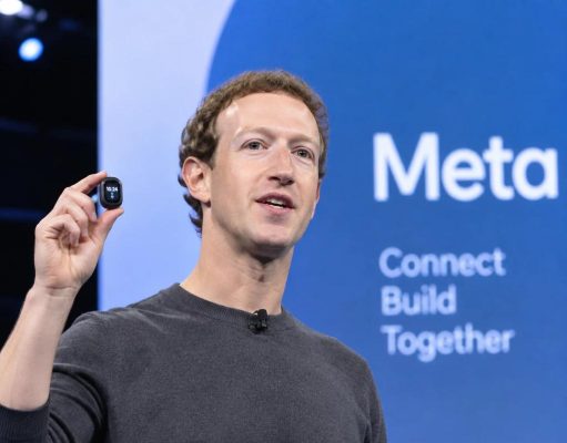 Meta Charm: gadgetul AI care vrea să reducă dependența de telefon Meta-Charm